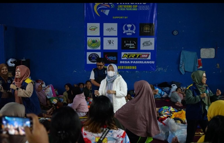 Kembalikan Pasca Bencana, Pengungsi di KBB Diajak Senam Hingga Menggambar 