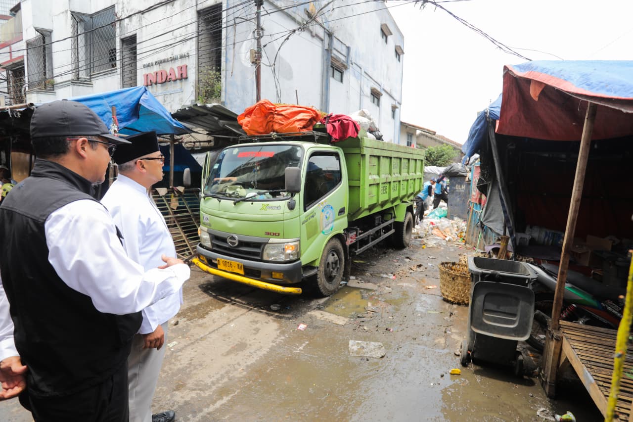 Penanganan Sampah Kota Bandung Berangsur Normal